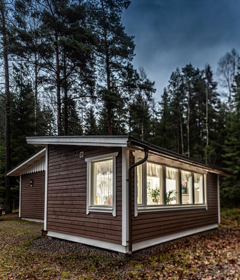 Juhlamenot Oy Villa Soderkulla  Exterior foto